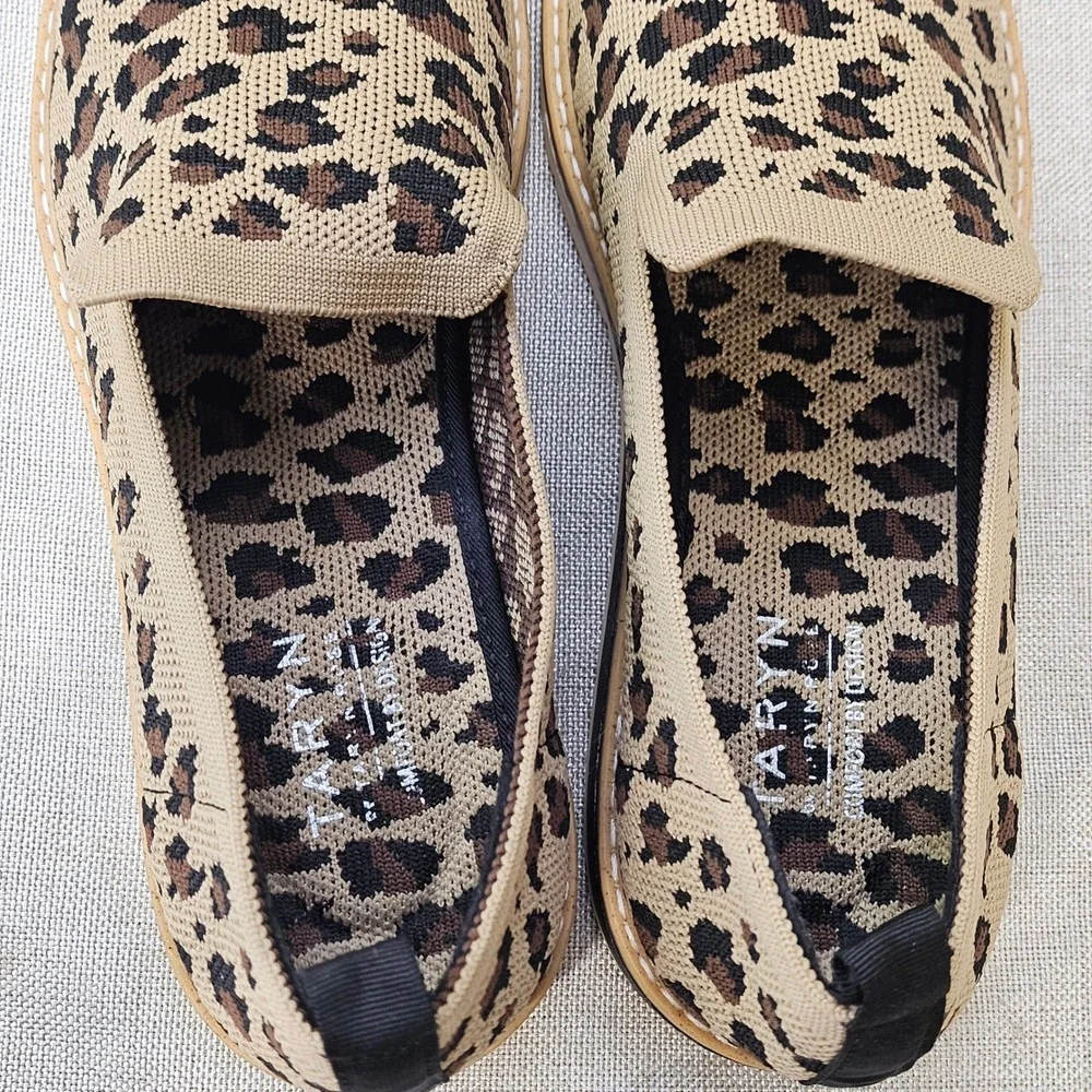 Taryn by Taryn Rose Stilo Loafers‎ Womens 9.5 Leopard Knit Slip On Comfort Shoes
